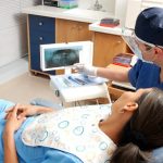 Astuces pour éliminer la plaque et le tartre des dents