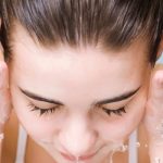 5 astuces pour nettoyer son visage