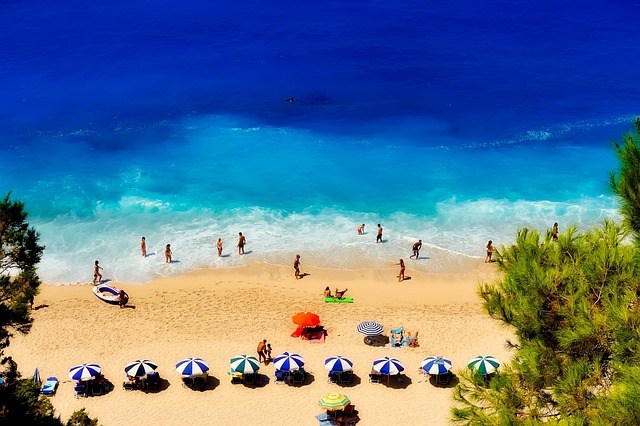 Les plus belles plages à découvrir durant vos vacances en Grèce