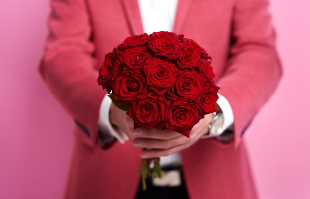Un bouquet de fleurs roses pour la Saint-Valentin : est-ce une bonne idée ?
